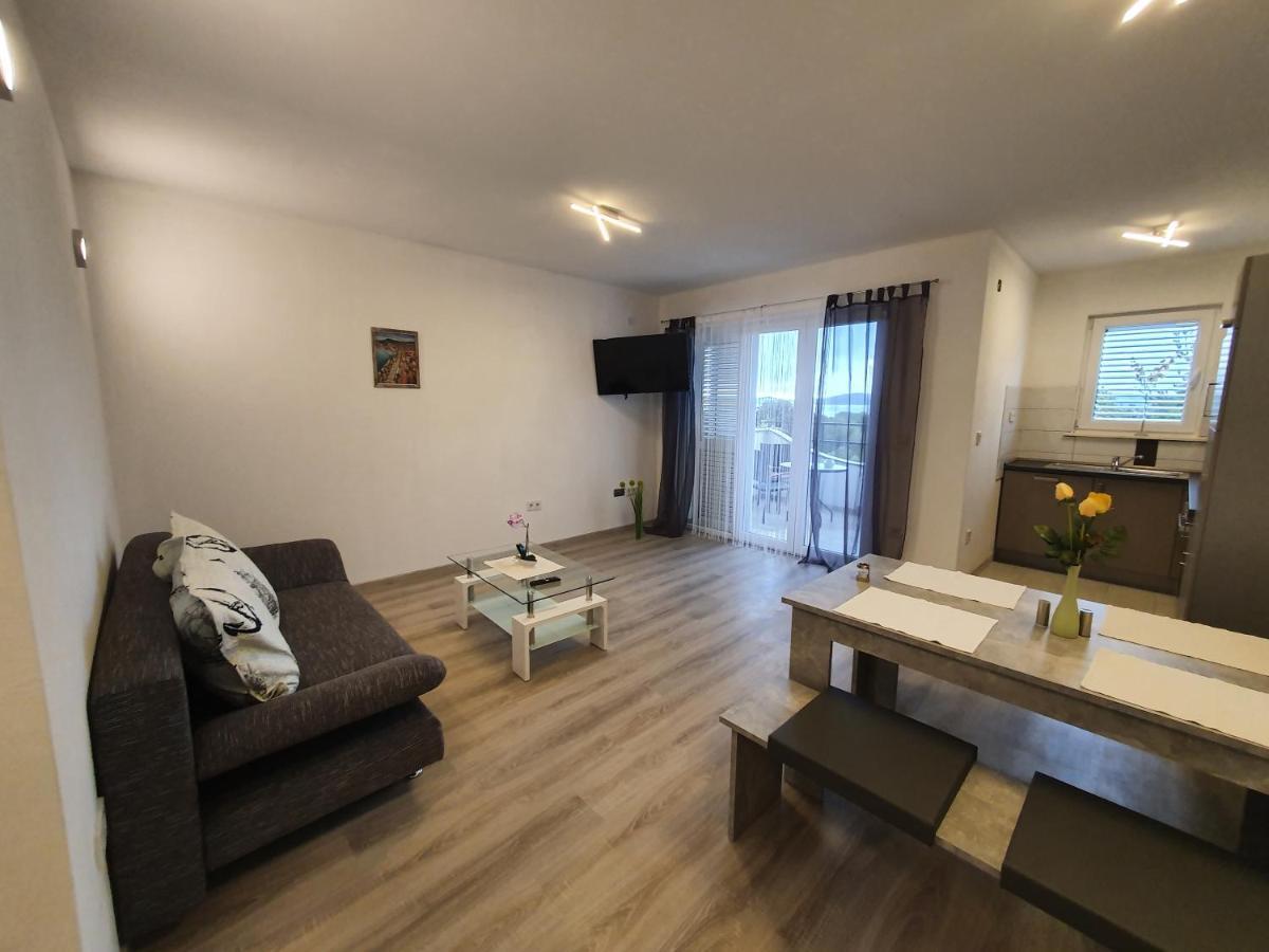 Apartments Villa M&M 2 Bibinje Exterior photo